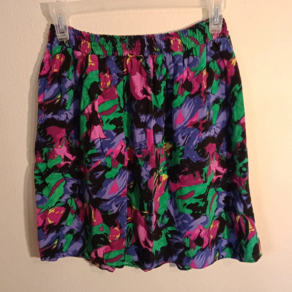 Massimo colorful floral pattern skirt with stretchy waist size small - Picture 1 of 6